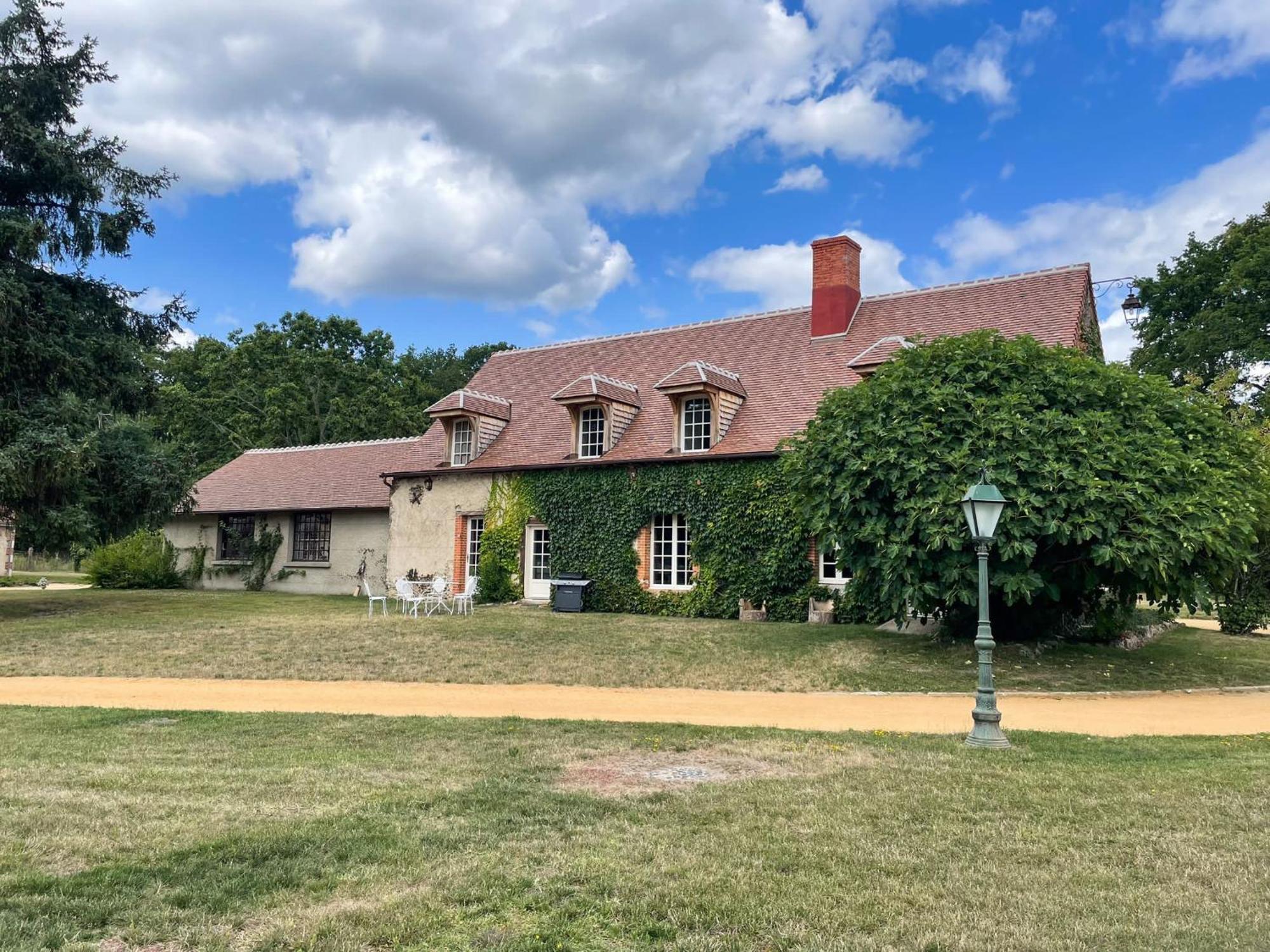 Domaine De Charnay - Charme Et Confort Dans Un Environnement D'Exception Vierzon Ngoại thất bức ảnh