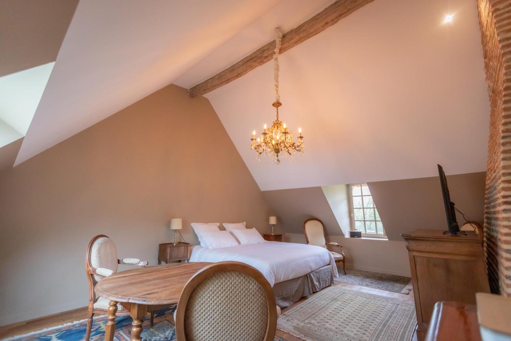 Domaine De Charnay - Charme Et Confort Dans Un Environnement D'Exception Vierzon Ngoại thất bức ảnh